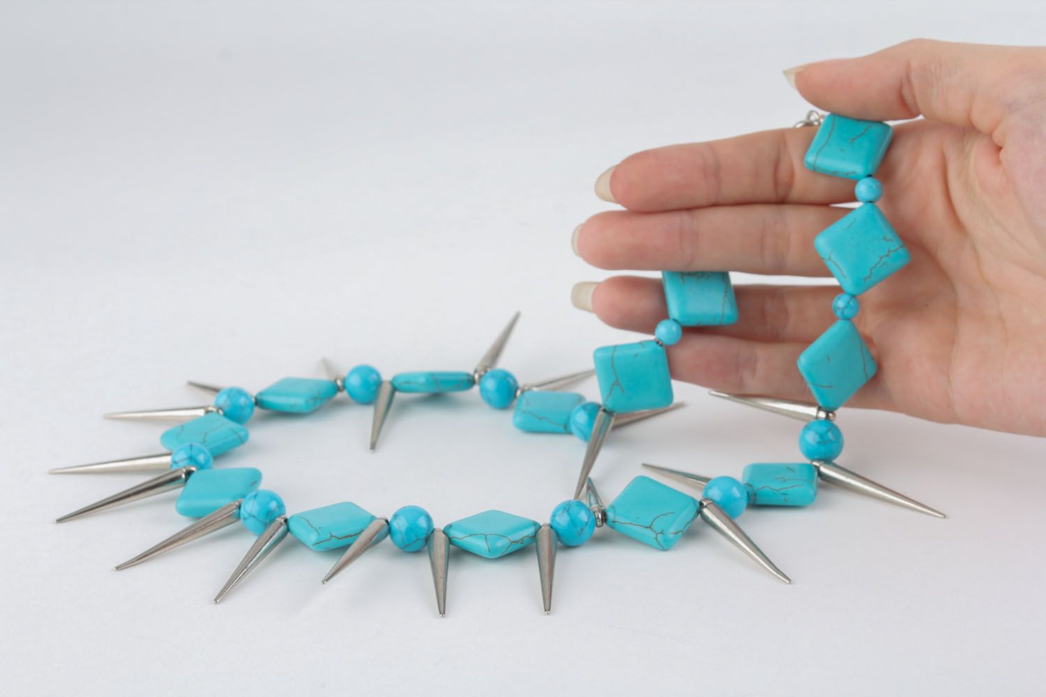 Turquoise necklace with spikes photo 5