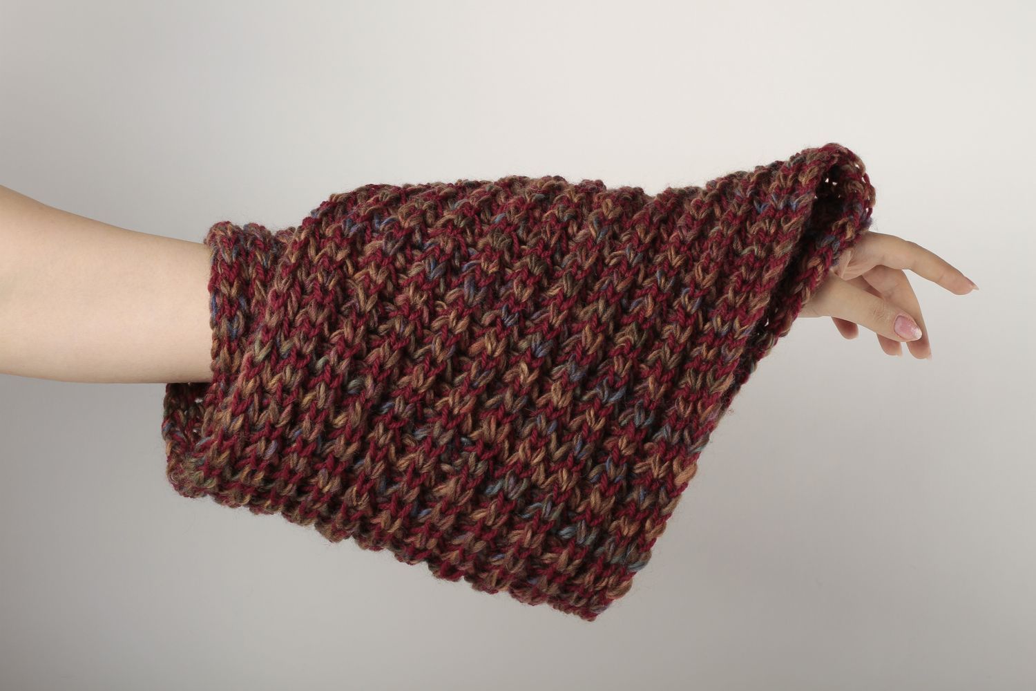 Écharpe au tricot faite main Vêtement femme homme marron-rouge laine Idée cadeau photo 1