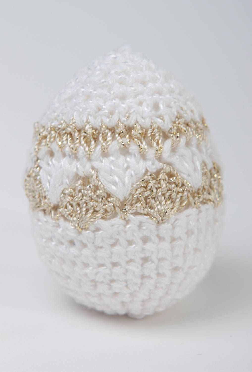 Пасхальное яйцо ручной работы украшение на Пасху пасхальный декор светлое фото 4