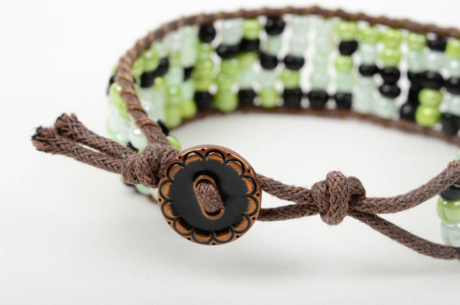 Bracelet en perles de rocaille Bijou fait main tressé design Cadeau femme photo 3