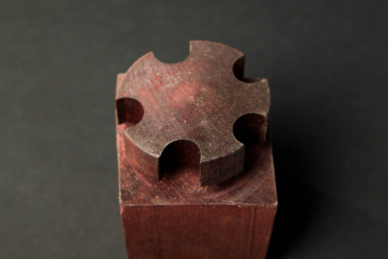 Деревянный сувенир ручной работы орехокол механический дробилка для орехов фото 4