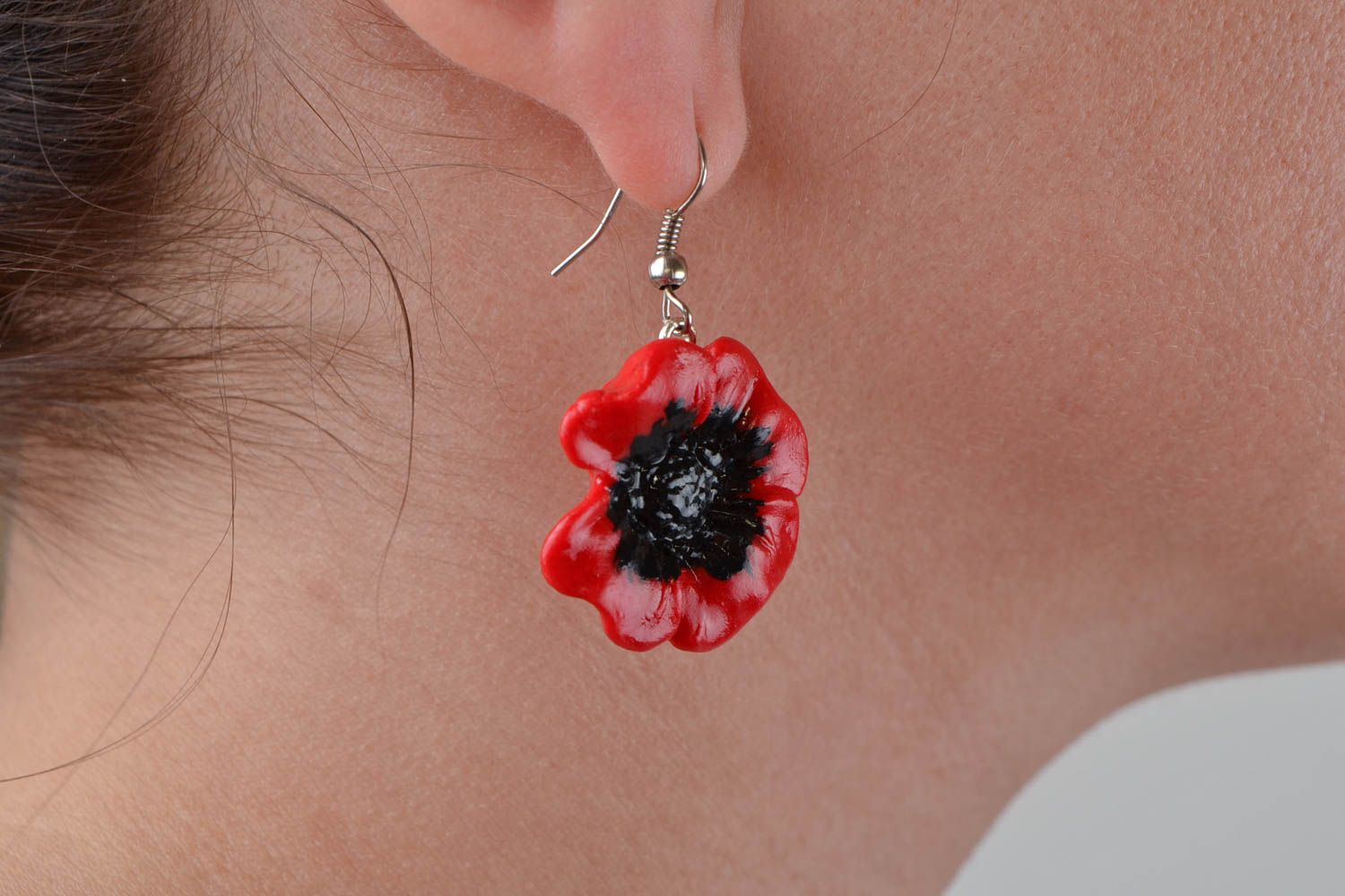 Beautiful handmade designer polymer clay flower earrings Red Poppies photo 2