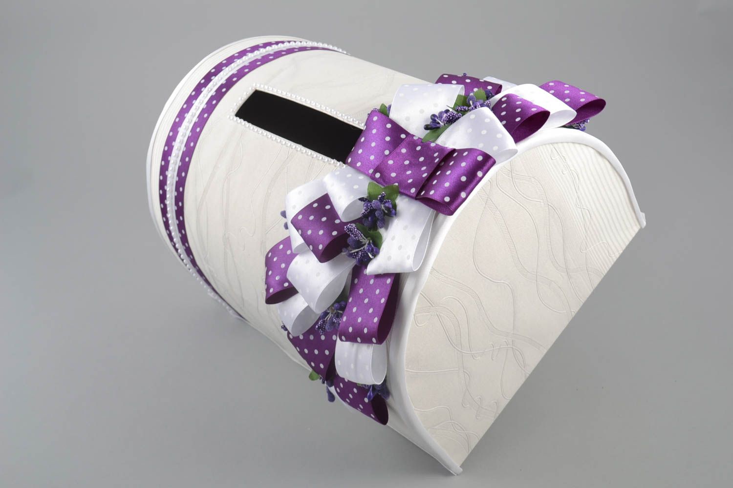 Schönes originelles weiß violettes Umschlag und Geld Körbchen für Hochzeit  foto 5