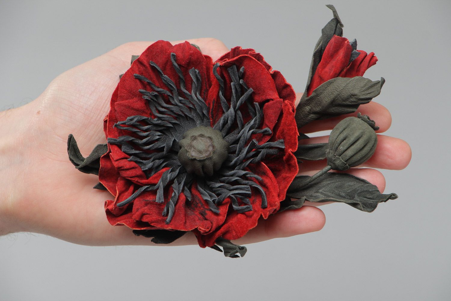 Broche en cuir fleur faite main pavot grande rouge originale pour femme photo 5
