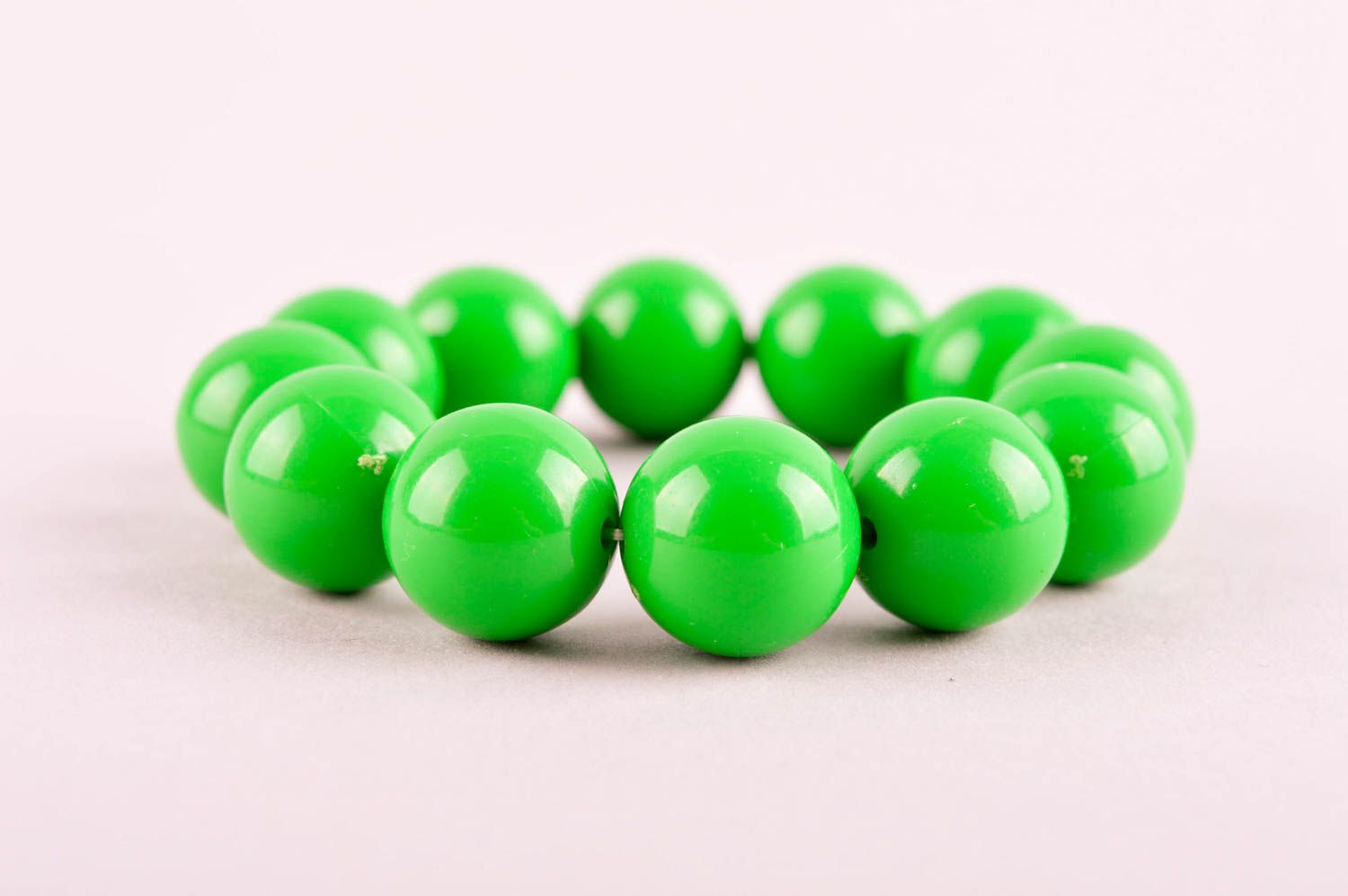 Браслет из бусин украшение ручной работы браслет бижутерия зеленый крупный фото 3