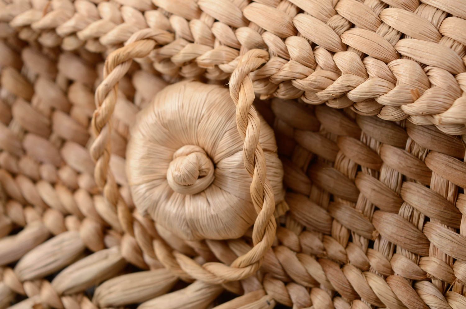 Beautiful woven basket purse photo 3