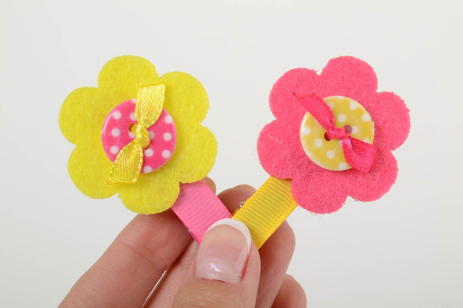 Handmade baby hairpins made of rep ribbons and fleece 2 pieces pink and yellow photo 5