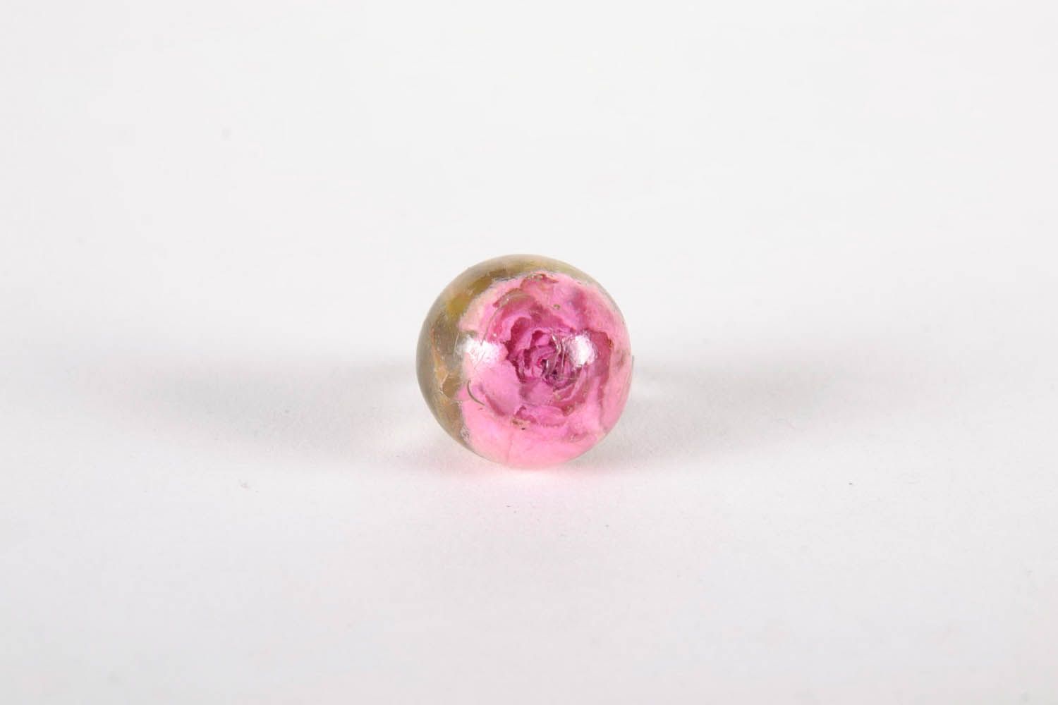 Anel de rosa revestida com resina epóxi foto 4