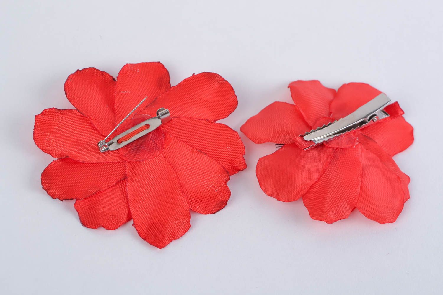 Set of handmade accessories 2 items red satin ribbon floral brooch and hair clip photo 4