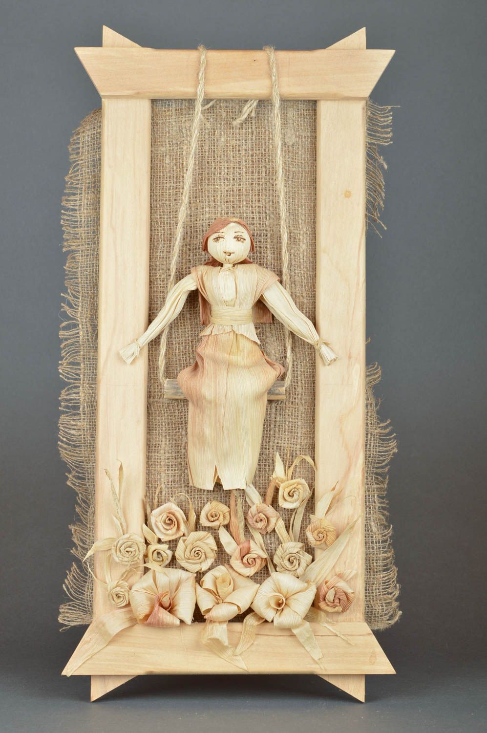 Cadre avec figurine en feuilles de maïs fait main décor pour maison Enfance  photo 2