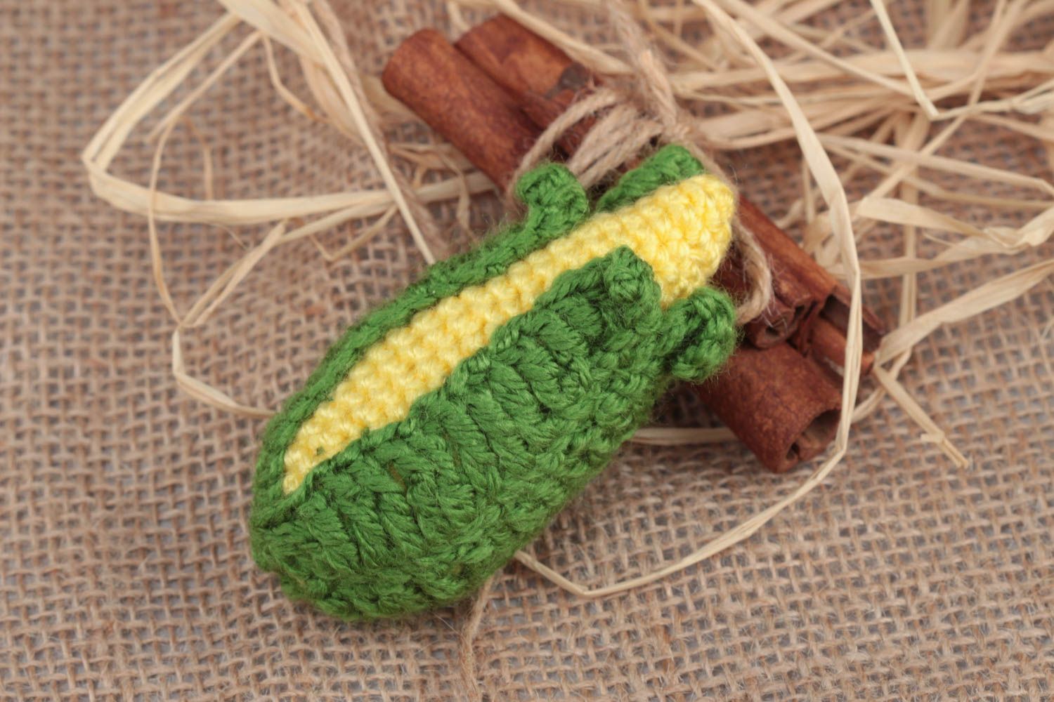 Jouet mou tricoté en acrylique au crochet fait main original petit Maïs photo 1
