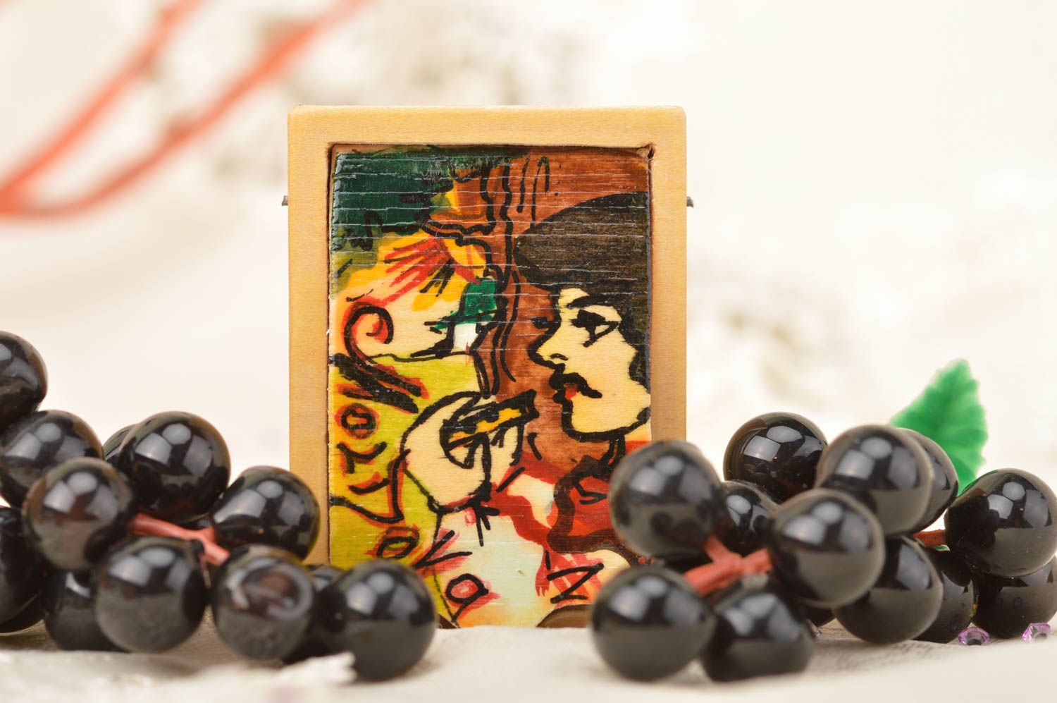 Caja decorativa de madera contrachapada hecha a mano original estilosa bonita foto 1