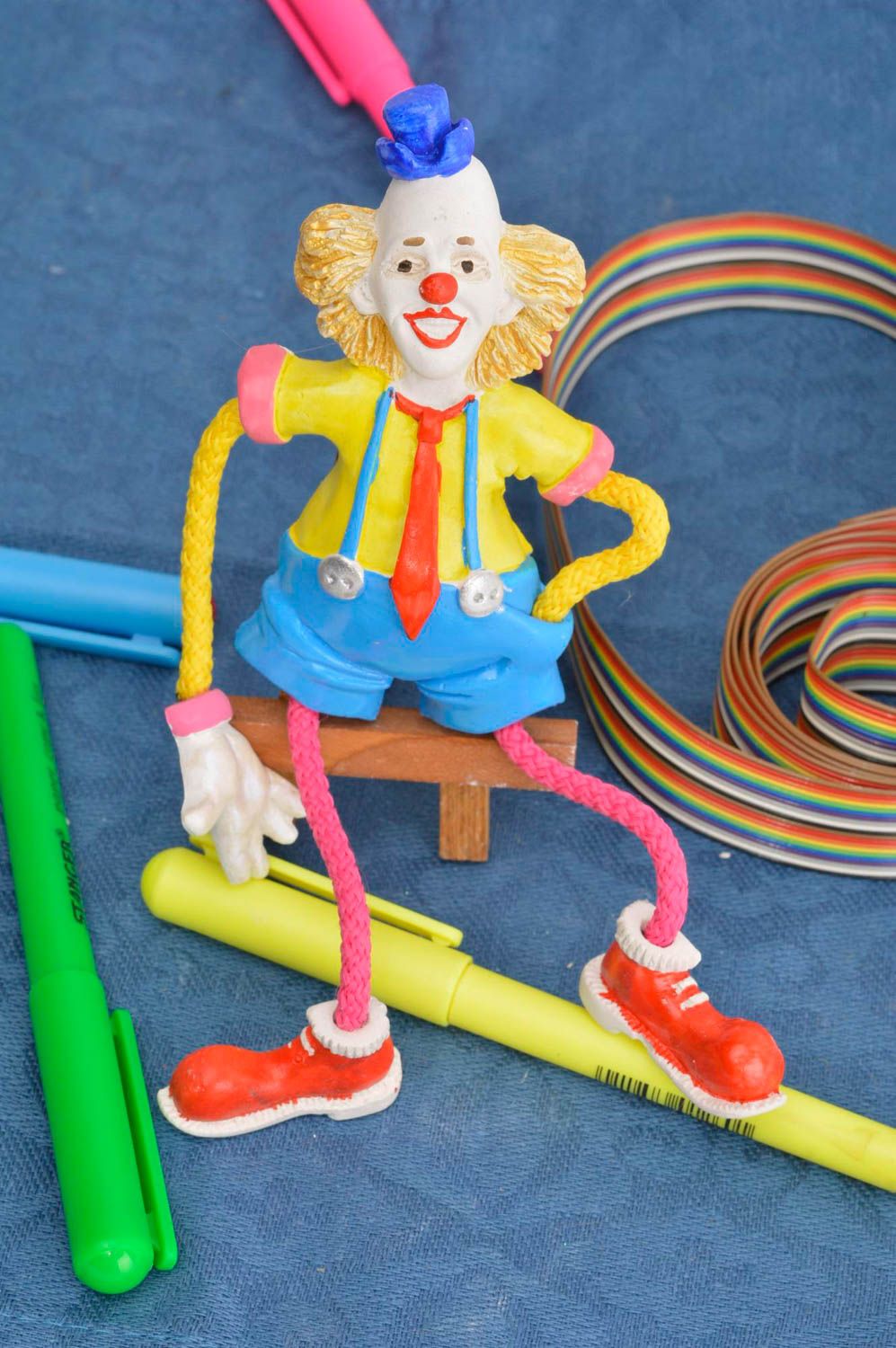 Imán de nevera hecho a mano souvenir original con forma de clown regalo original foto 1