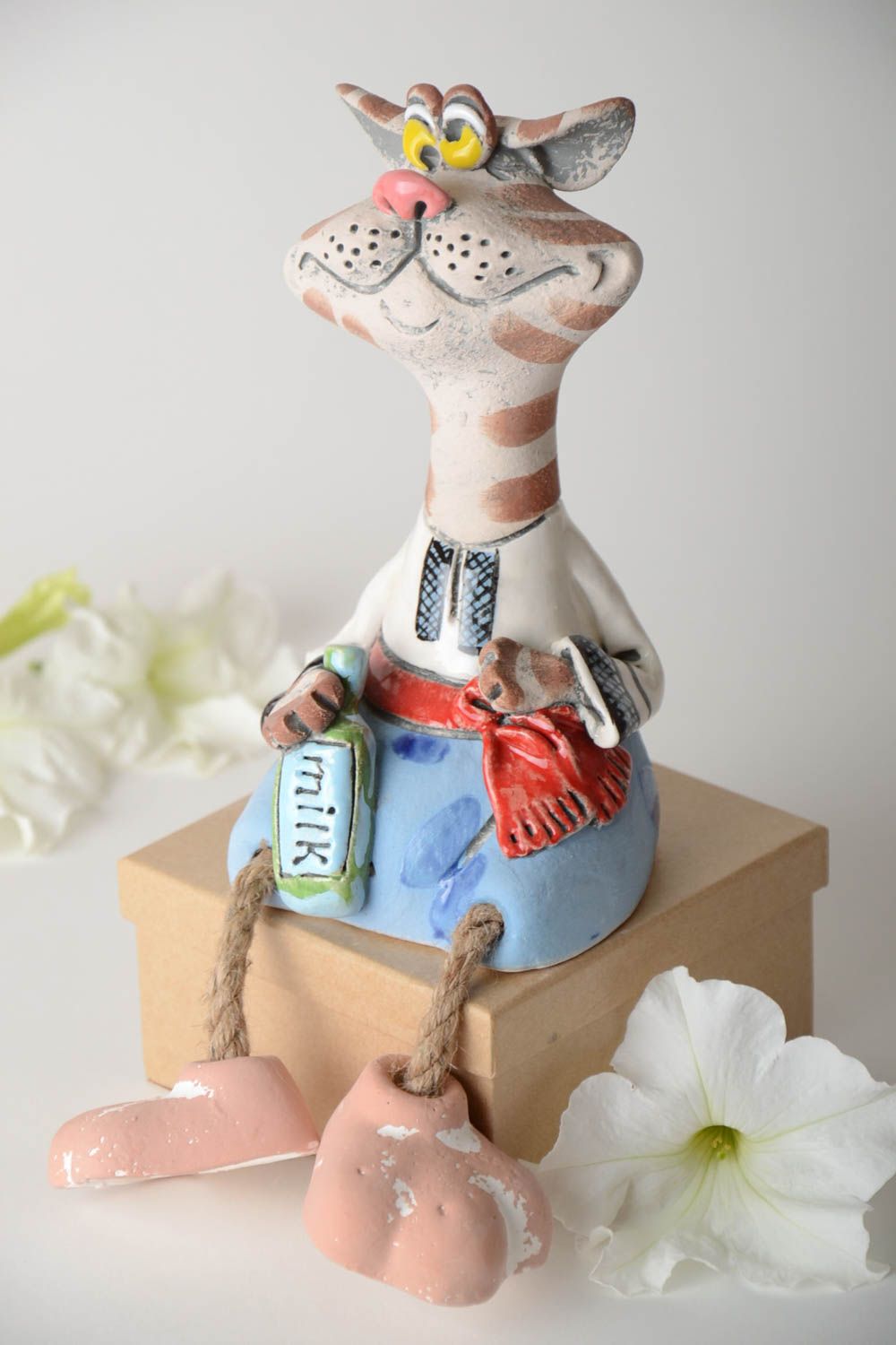 Handmade unusual moneybox stylish ceramic moneybox souvenir for children photo 1