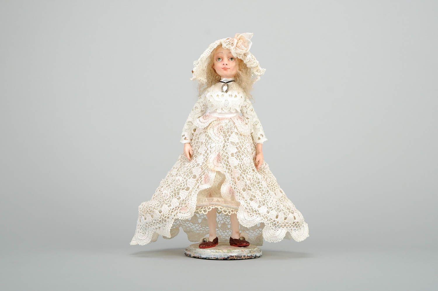 Авторская кукла с винтажным кружевом Фреймина фото 1