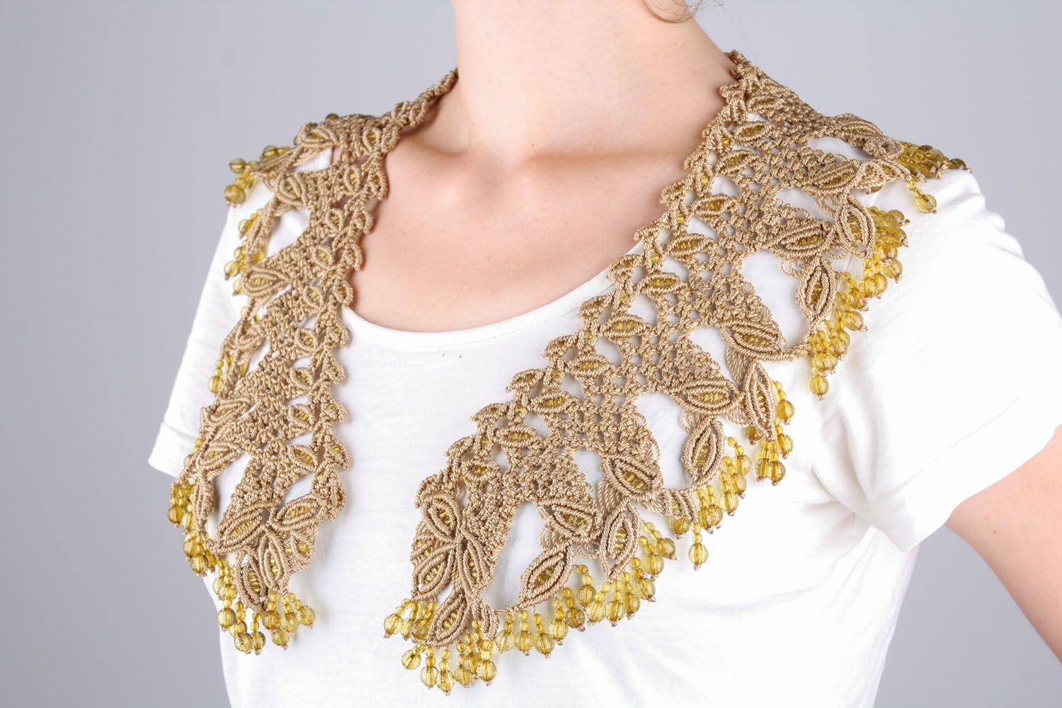Textile collar photo 1