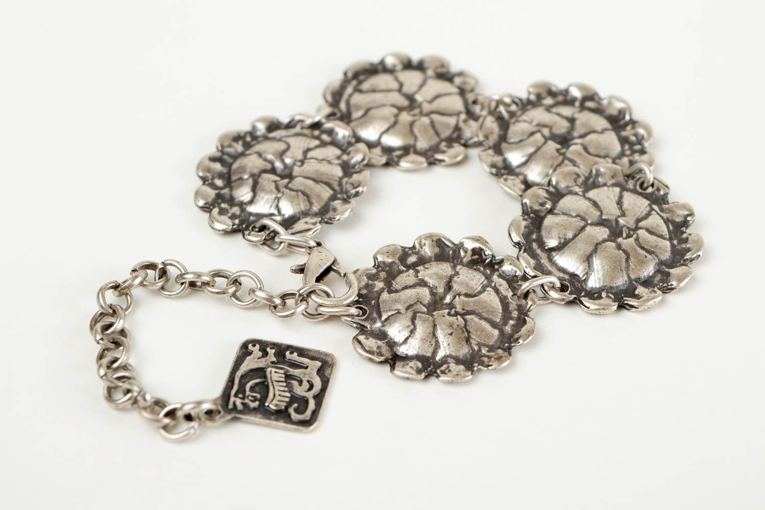 Bracelet métallique Bijou fait main floral design original Cadeau pour femme photo 5