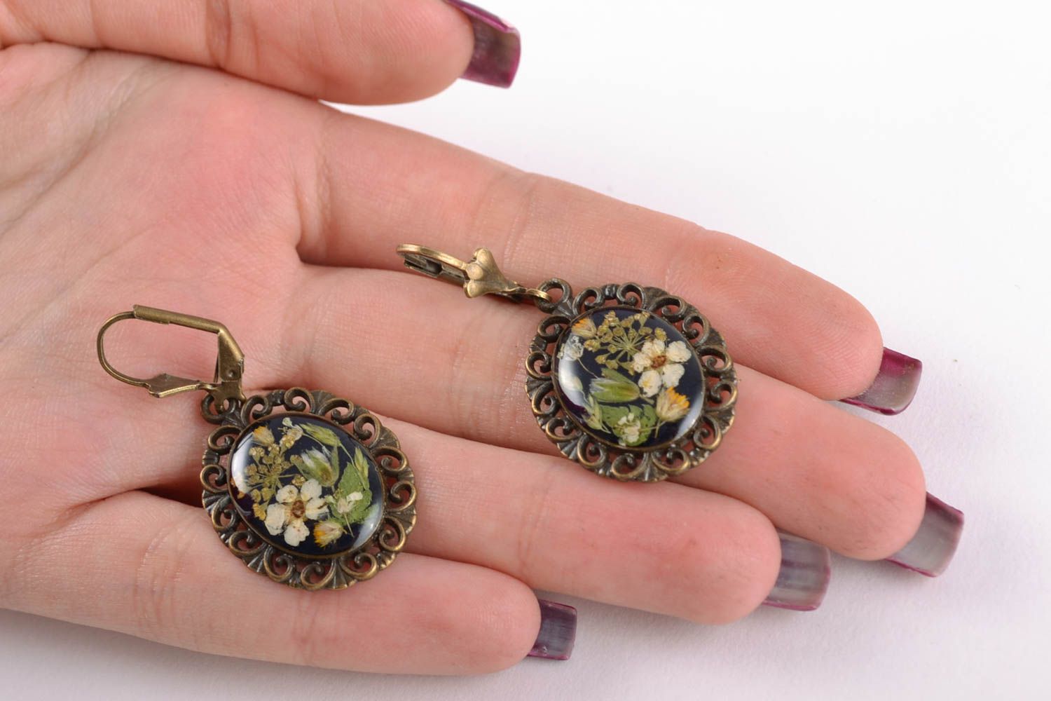 Vintage earrings with natural flowers in epoxy resin photo 2