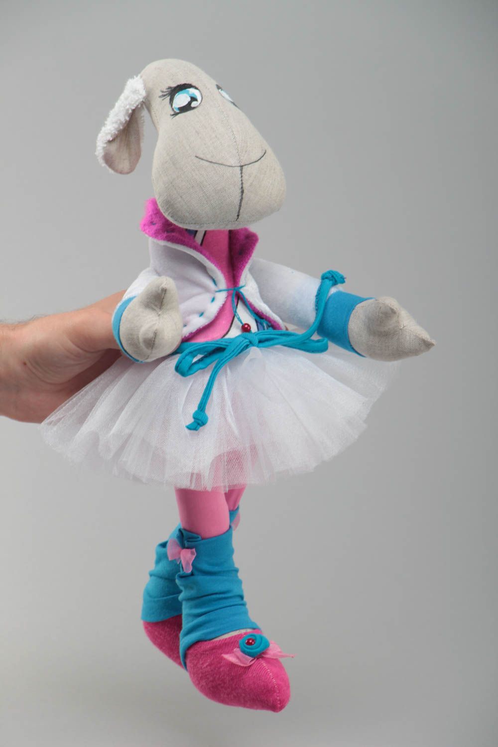Тканевая игрушка овечка из льна ручной работы мягкая красивая для детей серая фото 5
