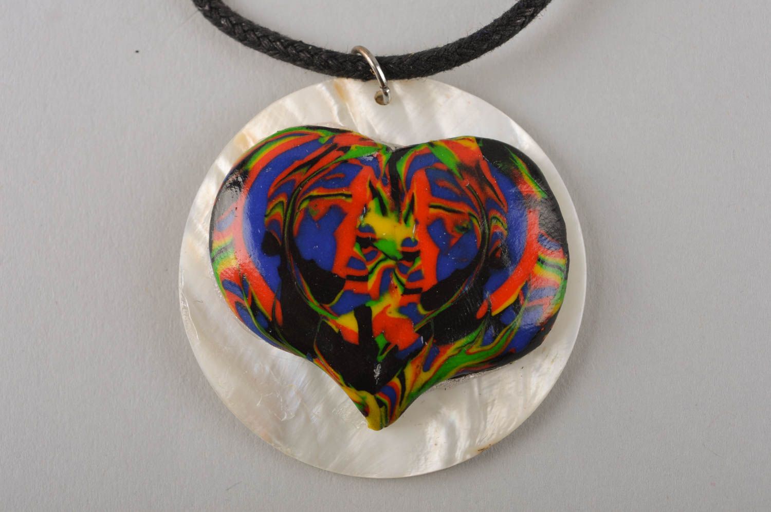 Кулон из полимерной глины украшение ручной работы подвеска из пластики Сердце фото 3
