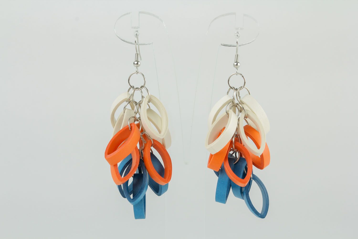 Long earrings made of paper photo 2