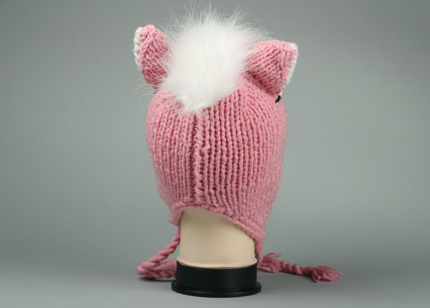 Knitted hat with fur photo 3