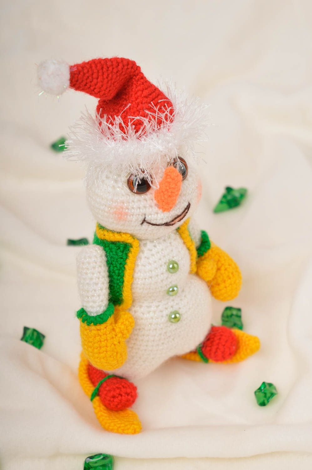 Peluche bonhomme de neige Jouet fait main en fils acryliques Cadeau enfant photo 1