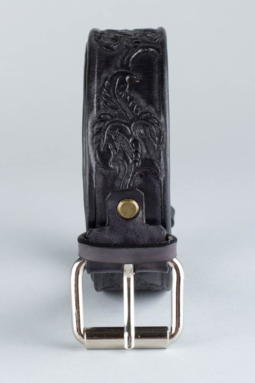 Handmade designer black genuine leather men's belt with embossed floral pattern photo 2