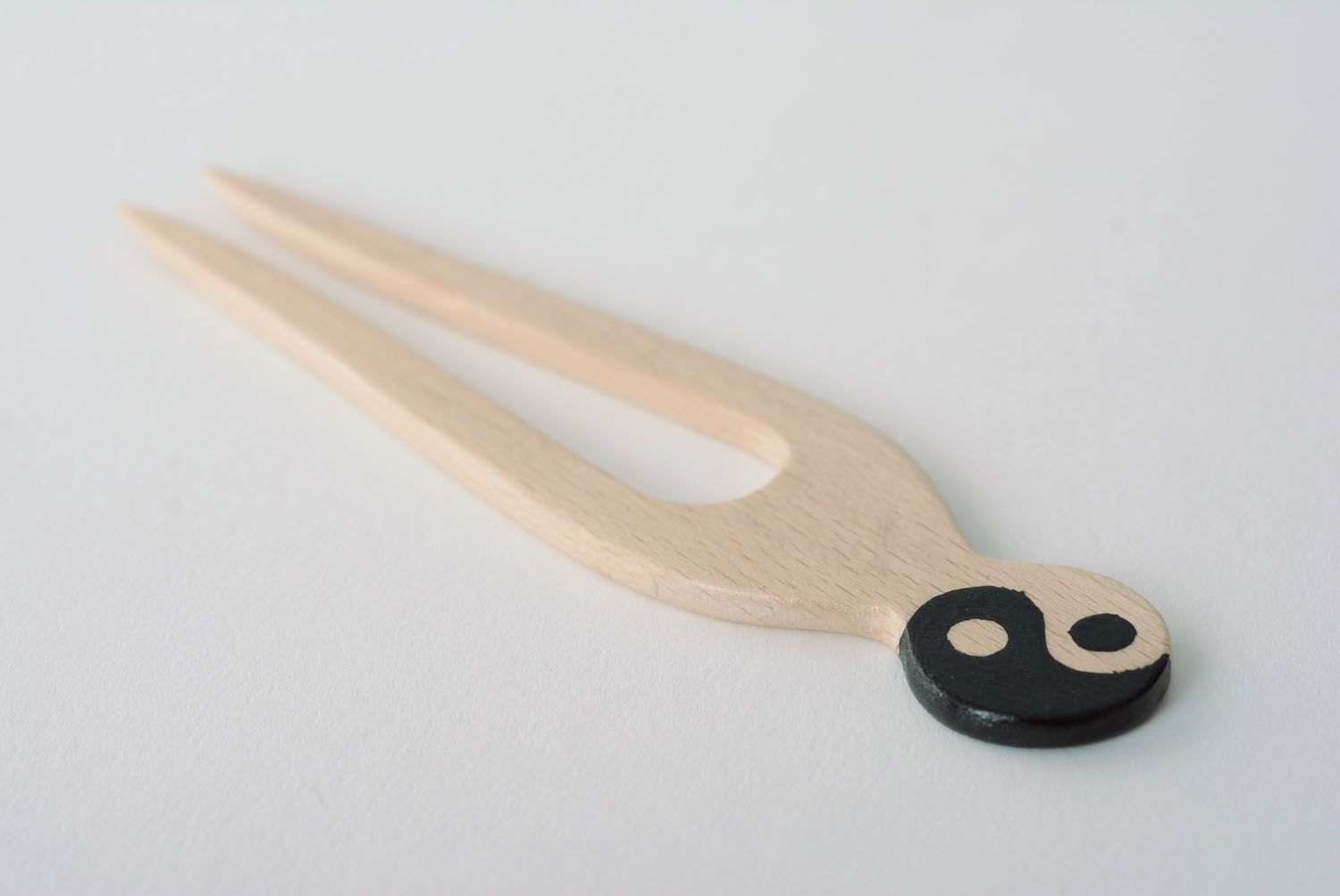 Wooden hairpin yin and yang photo 4