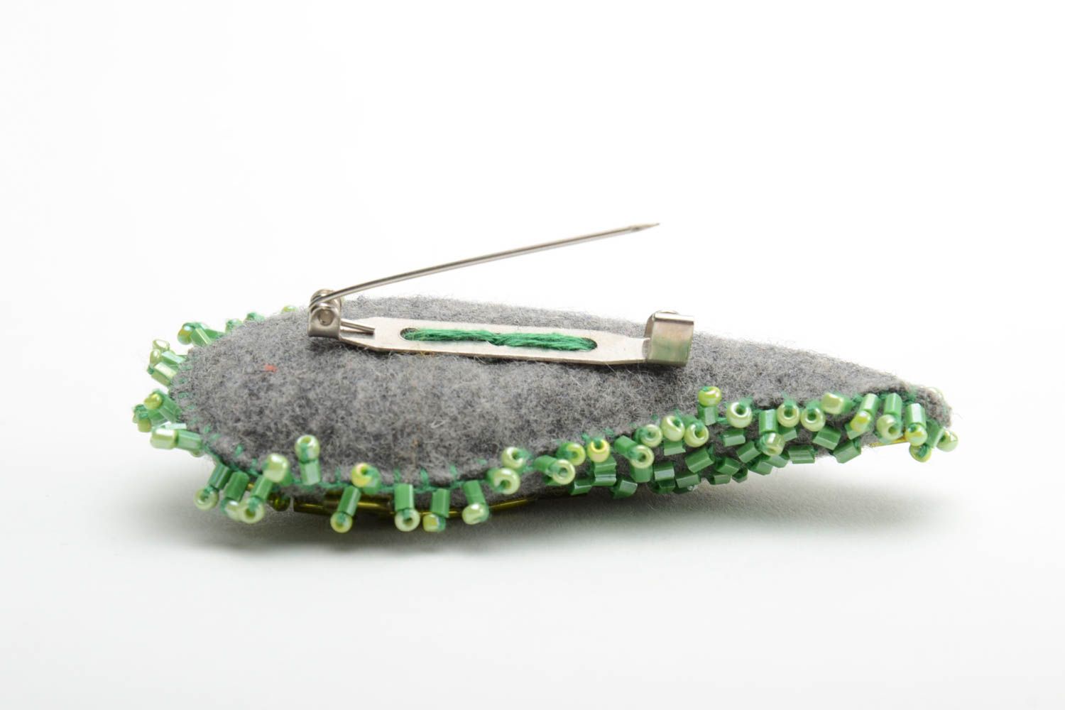Broche textile en velours brodée en perles de rocaille faite main pour femme photo 3