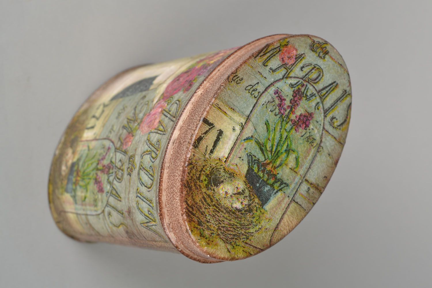 Decoupage pot for dry goods photo 3