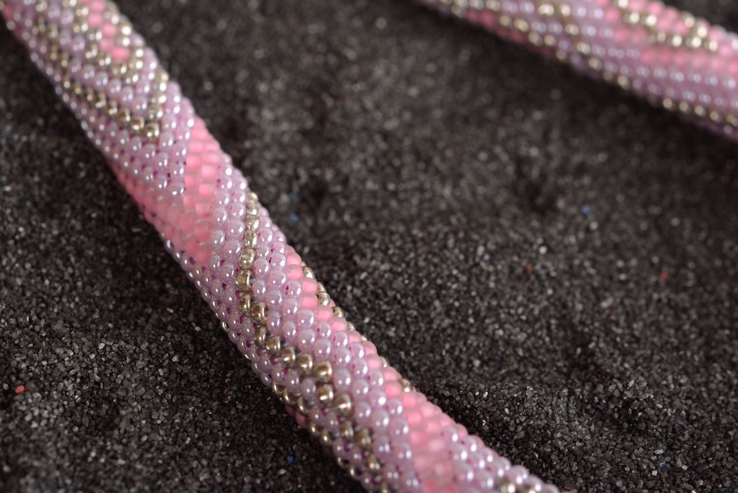 Collier spirale rose tendre Bijou fait main en perles de rocaille Cadeau femme photo 4