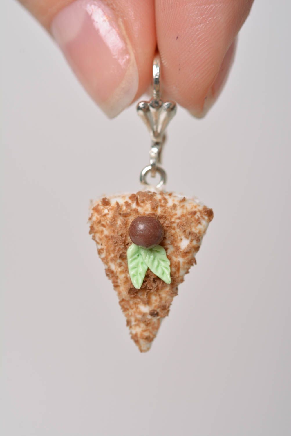 Boucles d'oreilles pendantes en pâte polymère en forme de gâteux miniatures photo 2