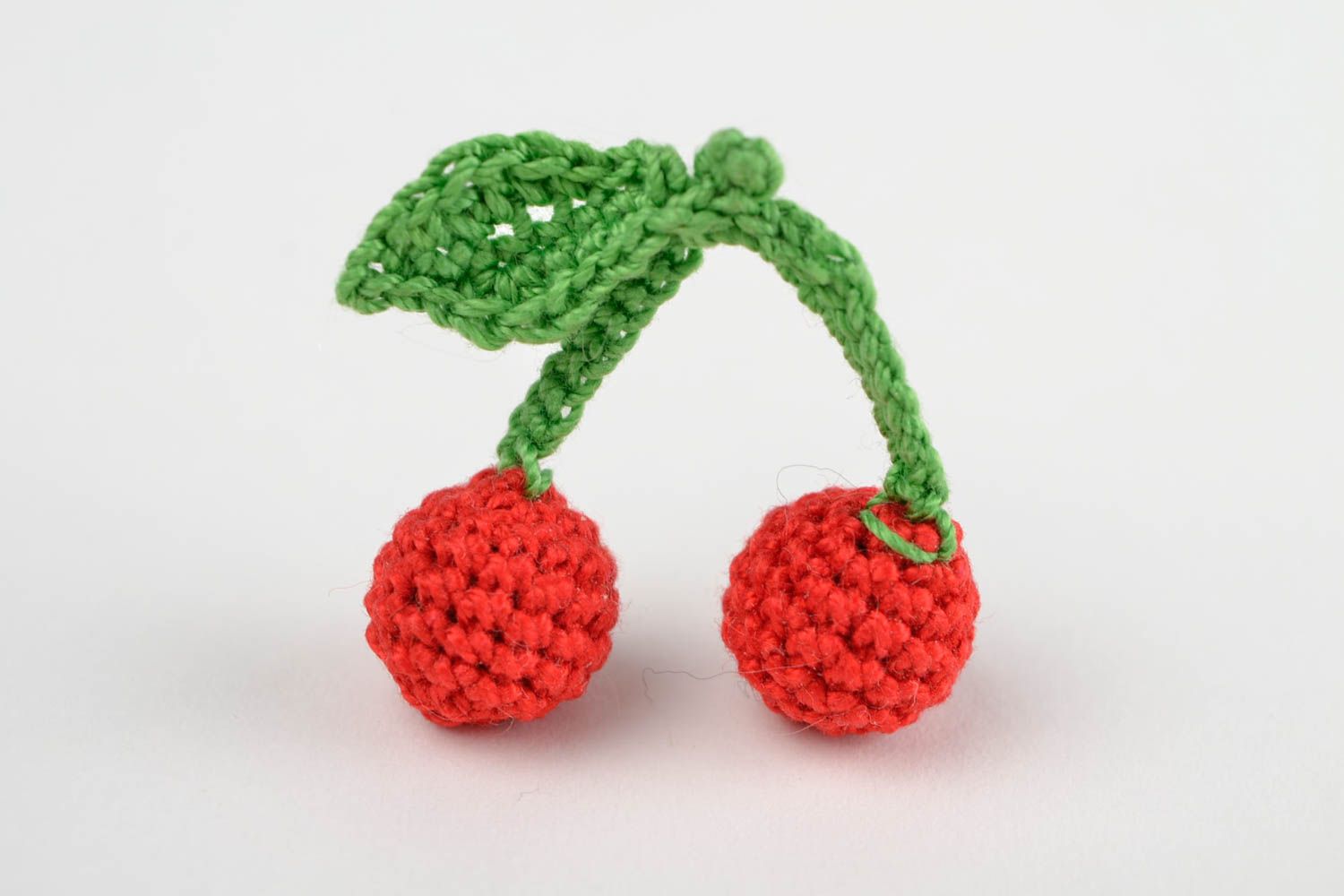 Peluche fruit faite main Jouet au crochet cerises Cadeau pour enfant original  photo 3