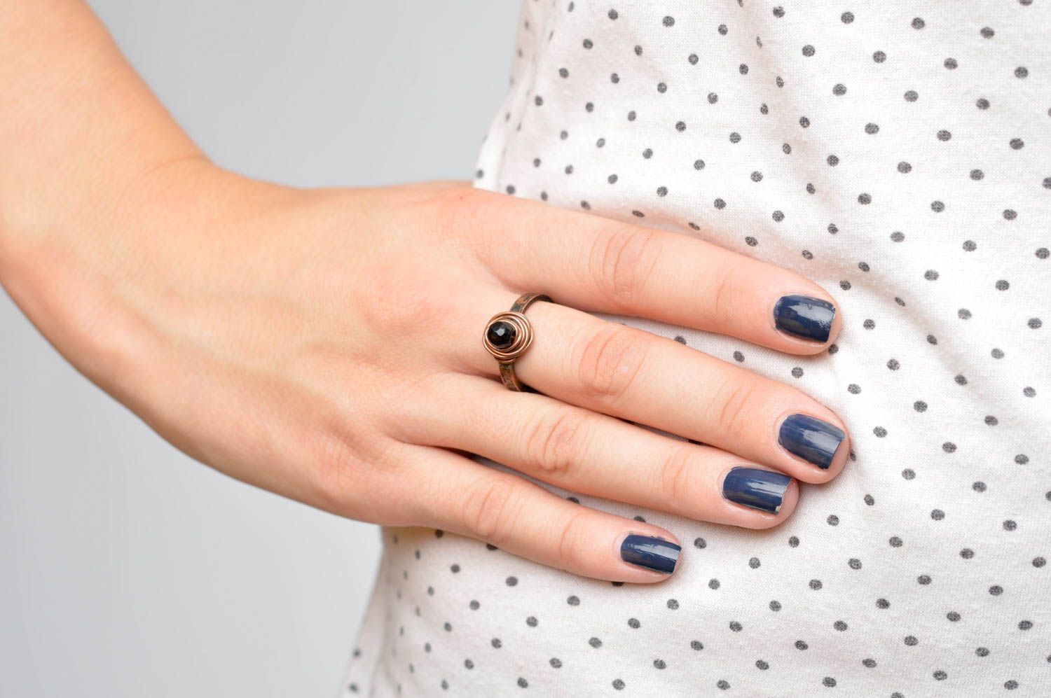 Ring aus Metall handmade Damen Modeschmuck elegantes Geschenk für Frau foto 2