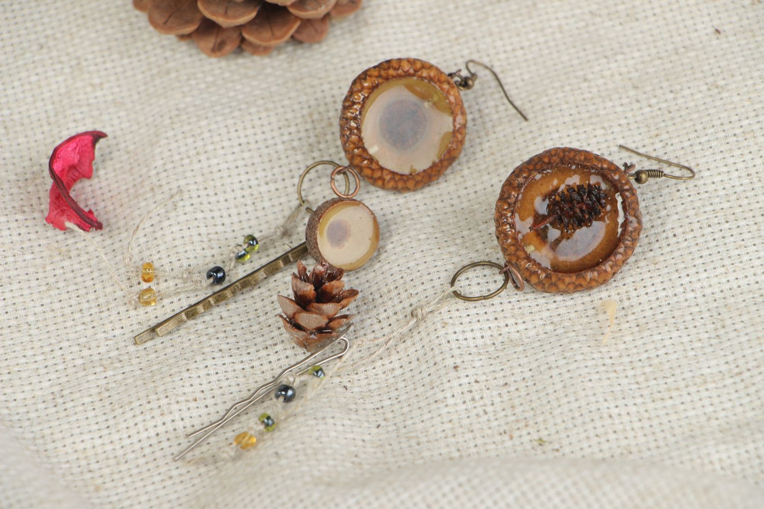 Set of accessories made of natural materials earrings and hair pins Forest photo 4