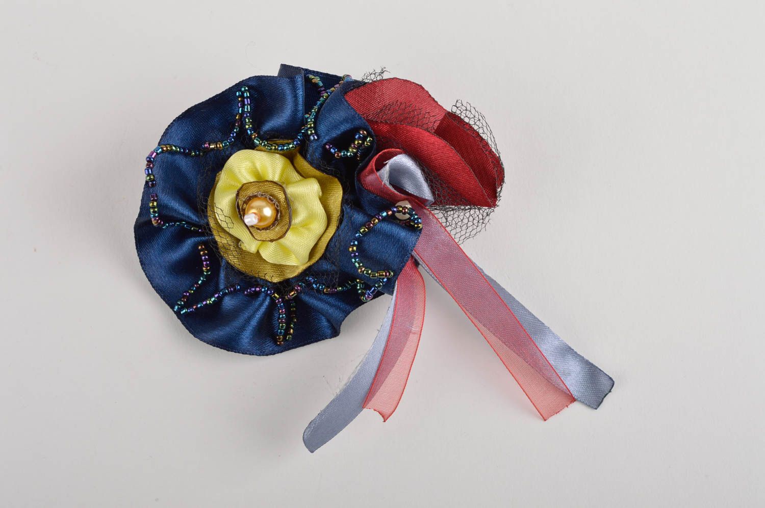 Blumen Brosche handmade Mode Schmuck Designer Accessoire aus Atlas bunt stilvoll foto 2
