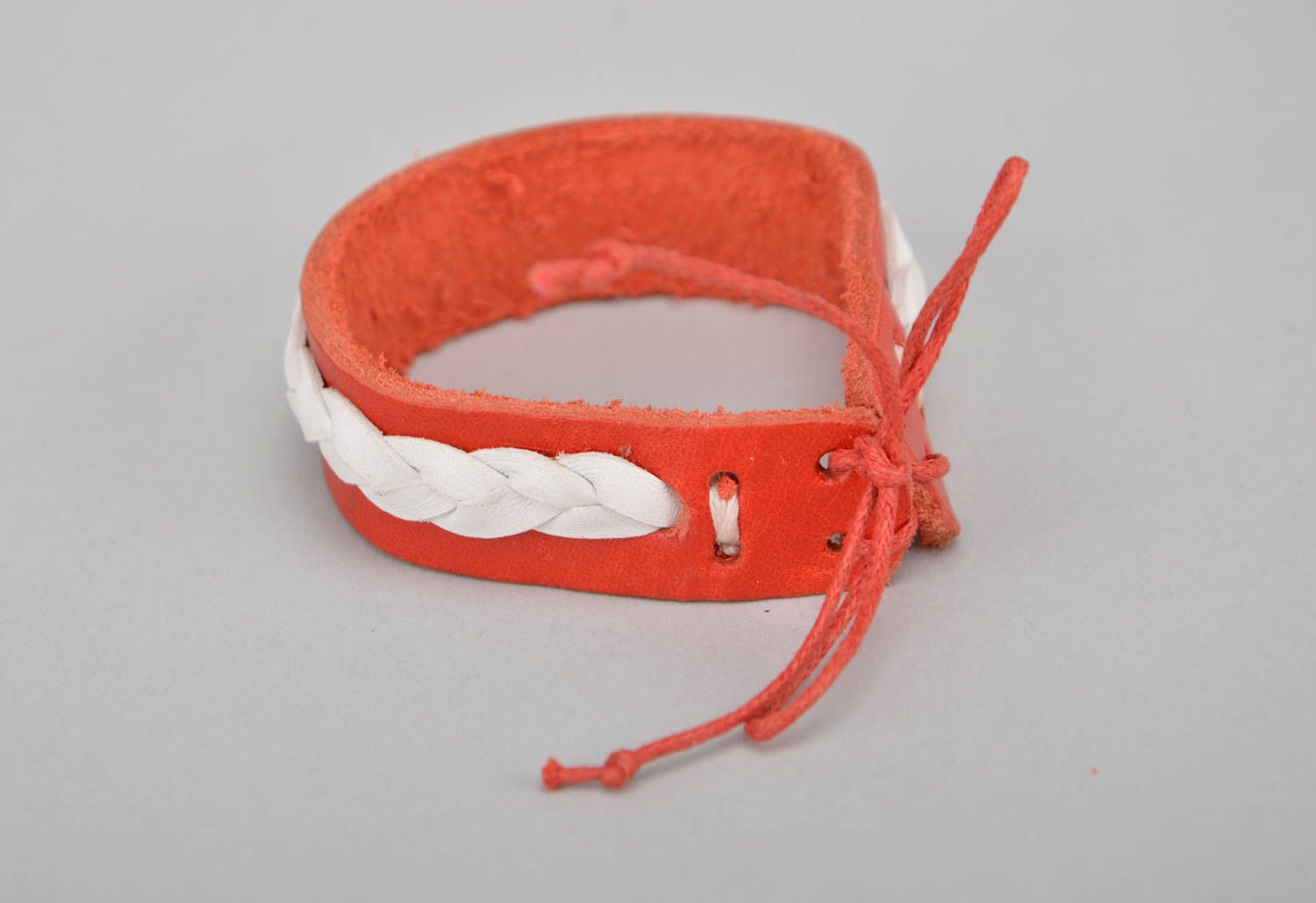 Handmade designer red leather bracelet with white leather braid for women photo 2