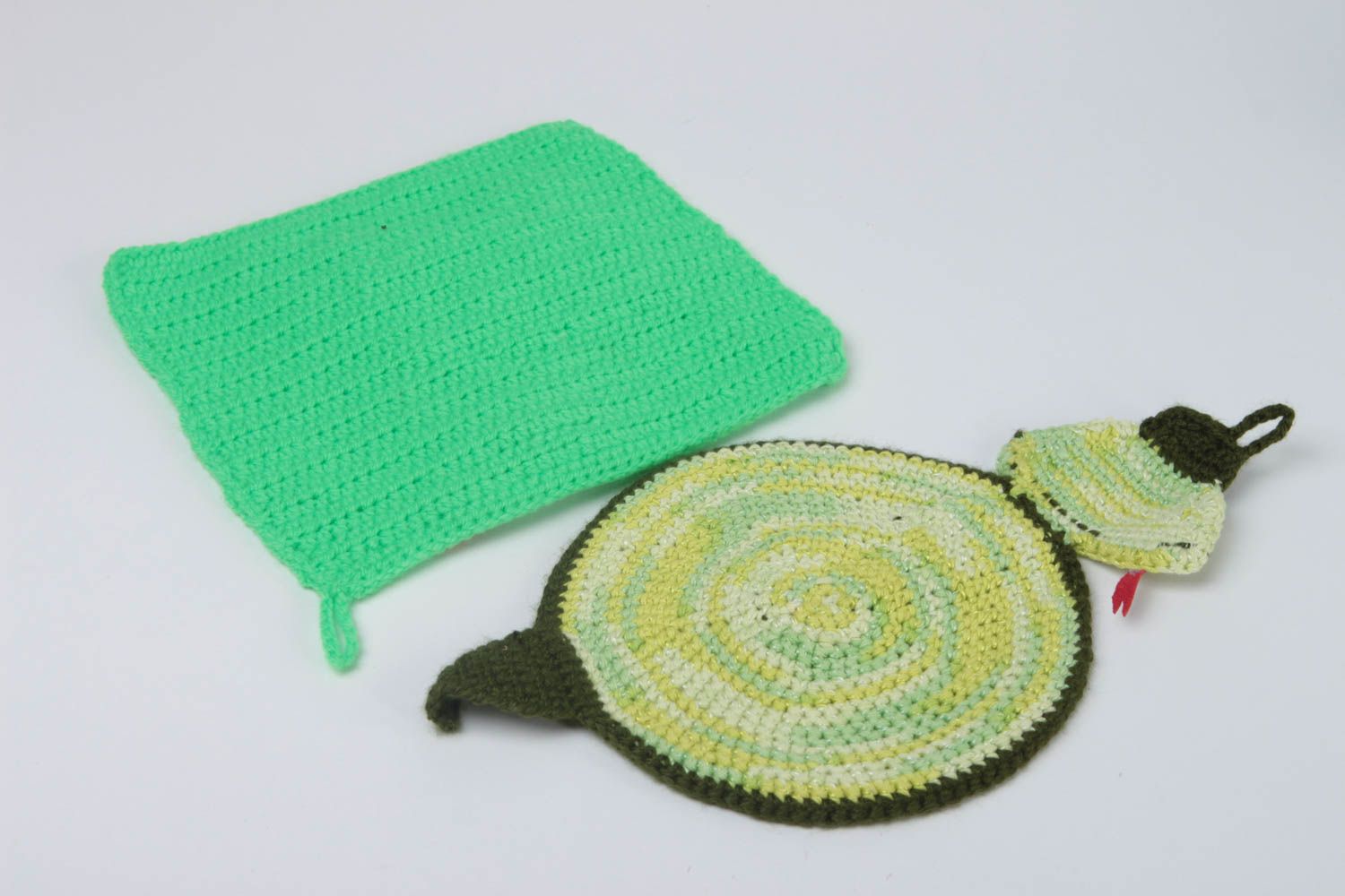 Crocheted handmade pot holders textile for home kitchen supplies 2 items photo 4