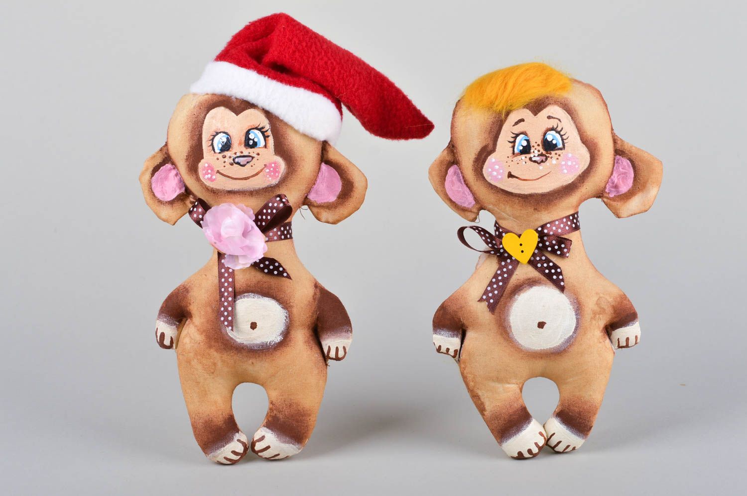 Conjunto de juguetes artesanales muñecos de peluche regalo original Monos	 foto 1