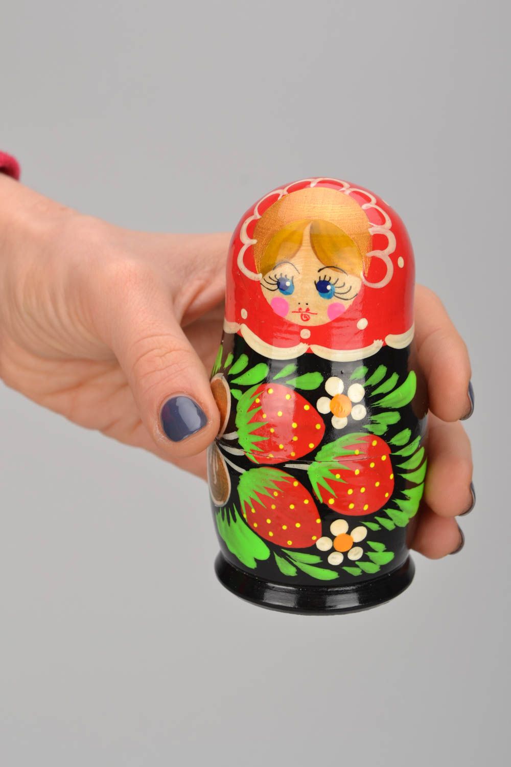 Petite poupée russe faite main photo 1