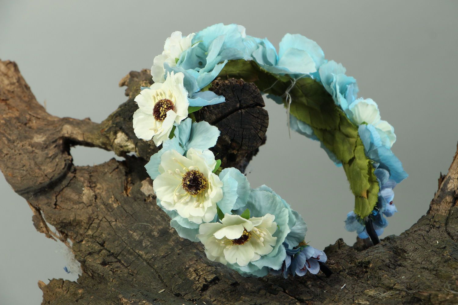 Serre-tête décoré de fleurs en tissu fait main photo 1
