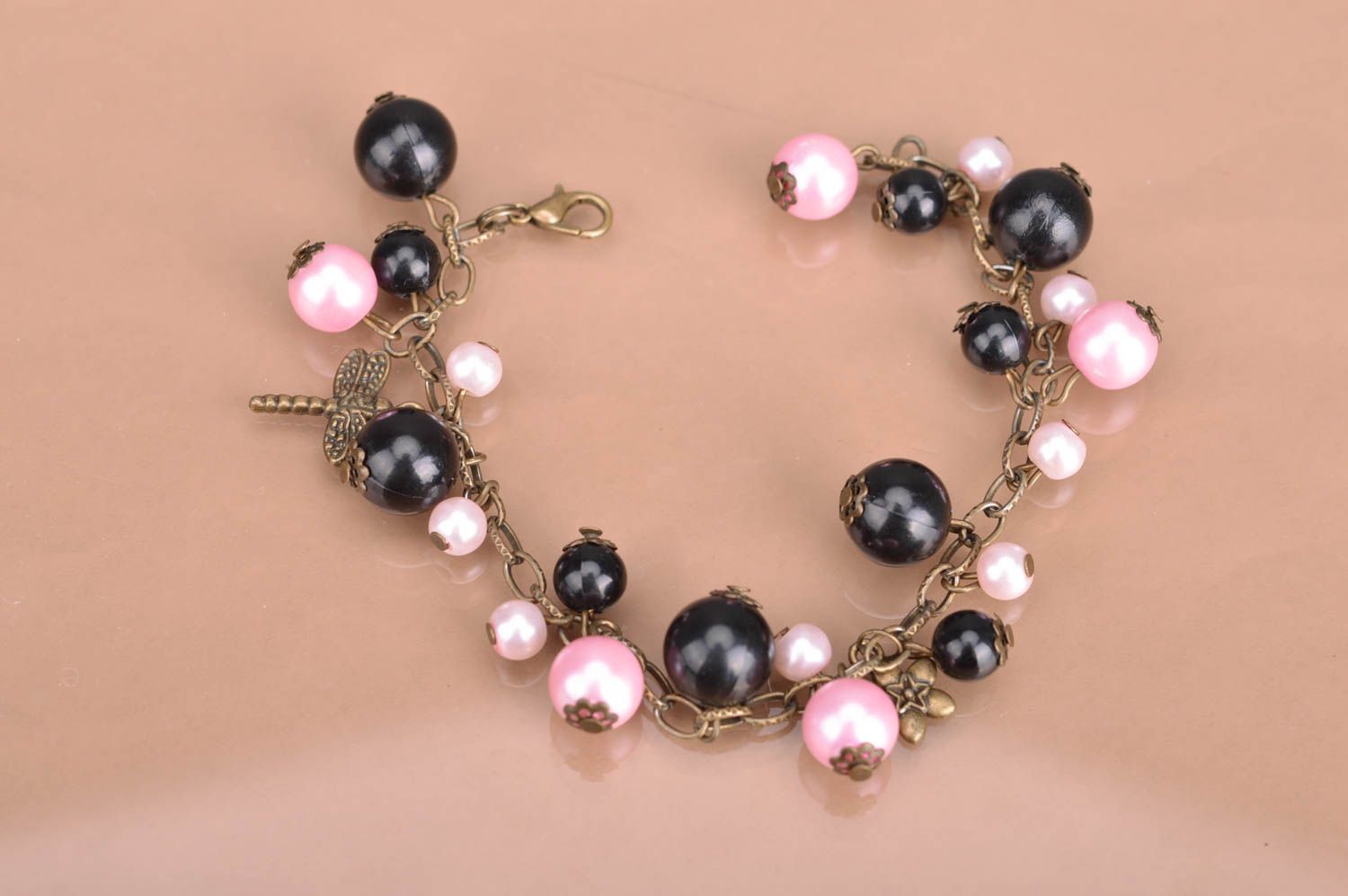 Handmade designer women's metal chain wrist bracelet with black and pink beads  photo 2