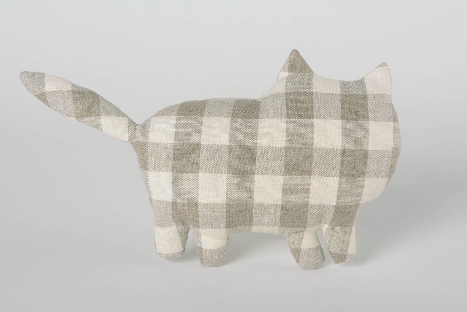 Авторская мягкая игрушка кот из льна с вышивкой для ребенка любого возраста  фото 4