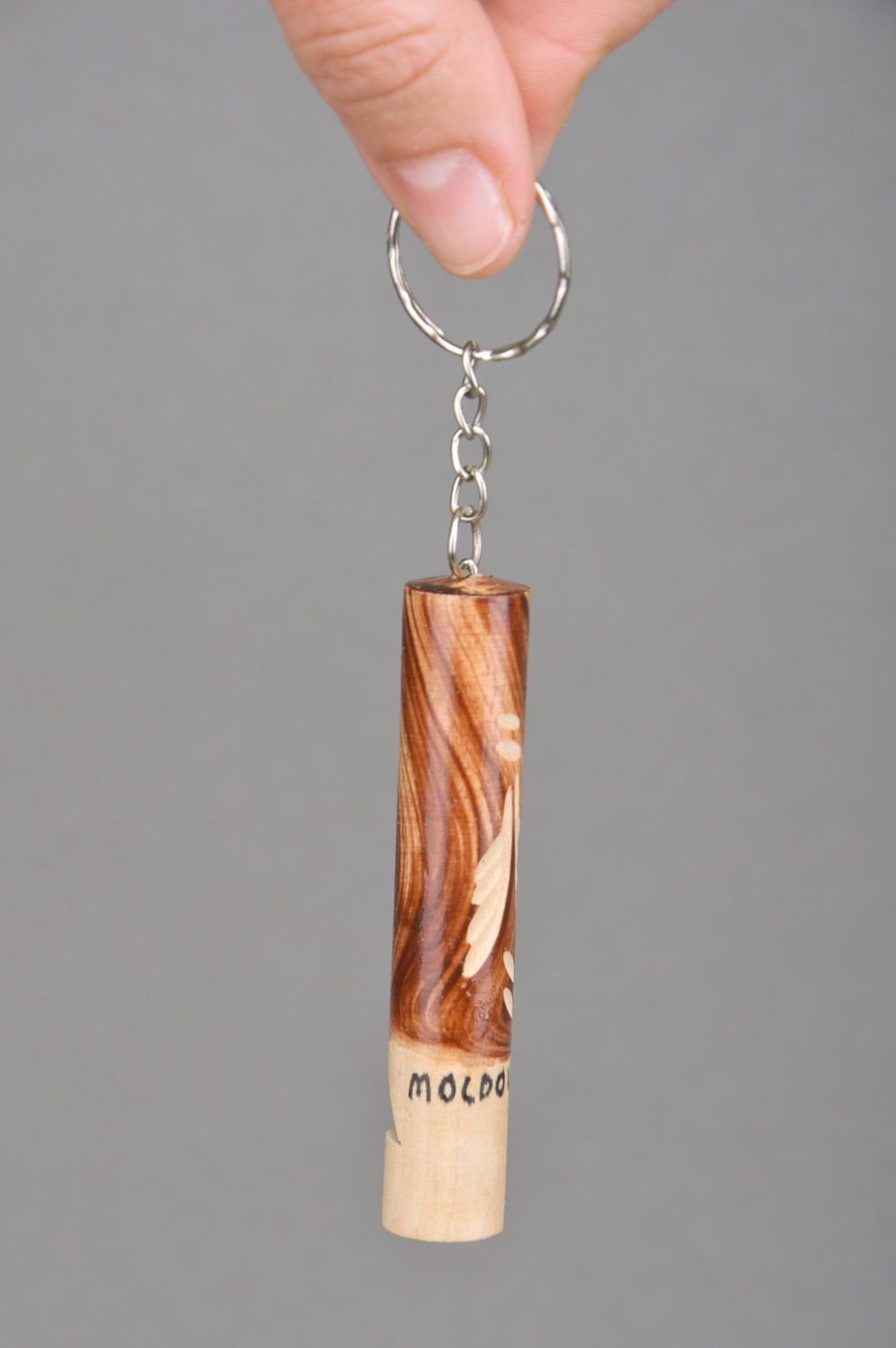 Porte-clés en bois original écologique artisanal fait main Sifflet pour enfant photo 3