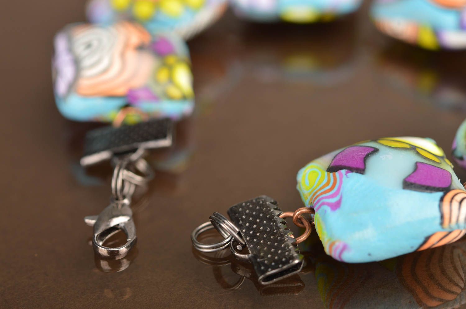 Набор украшений из полимерной глины ручной работы браслет и кольцо разноцветные фото 2