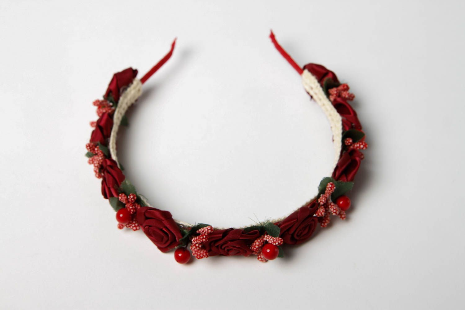 Serre-tête fleurs fait main Bijoux de tete Accessoire cheveux satin rouge Roses photo 3