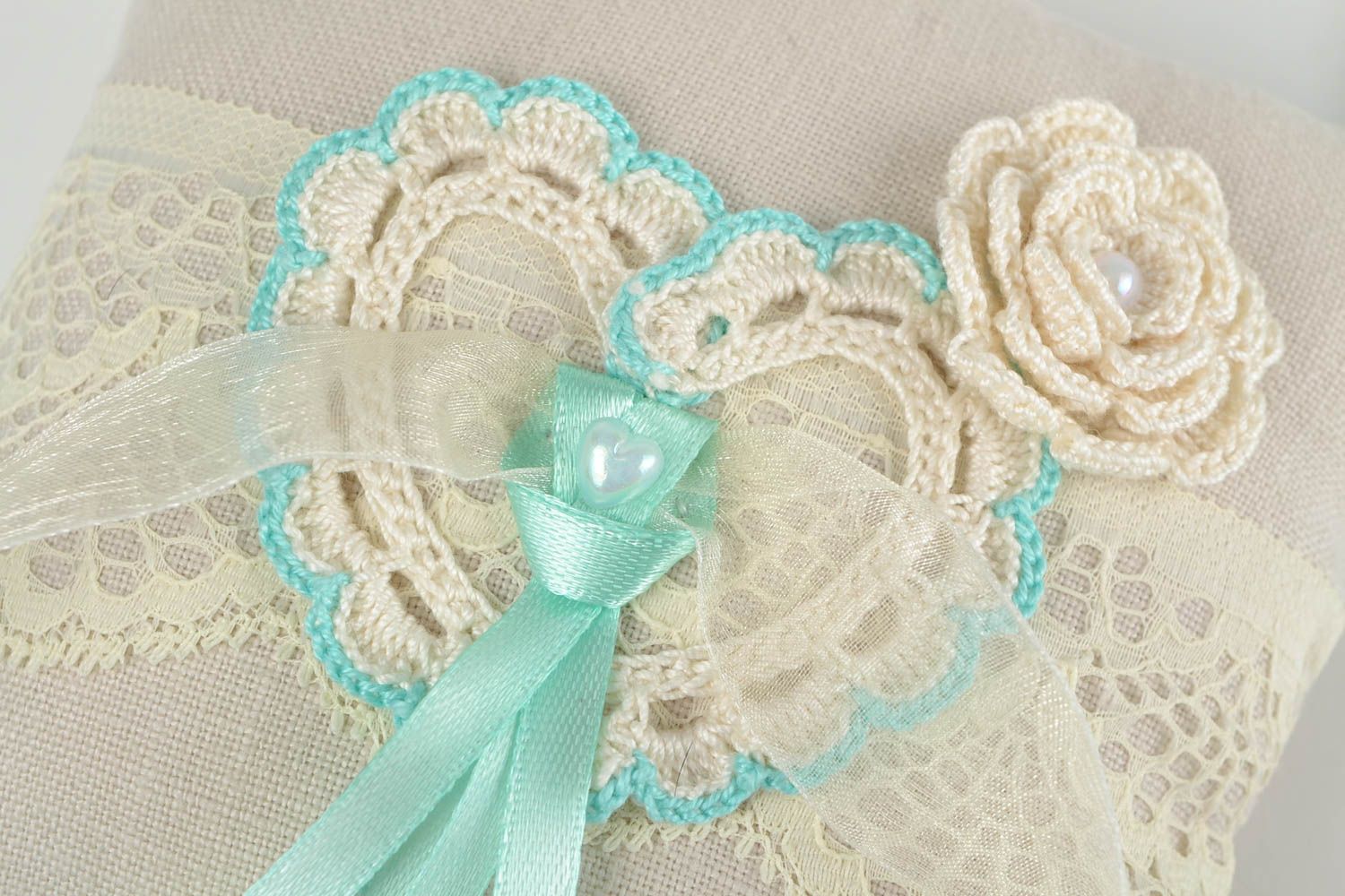 Подушечки для колец на свадьбу ручной работы аксессуар свадебный из ткани фото 5