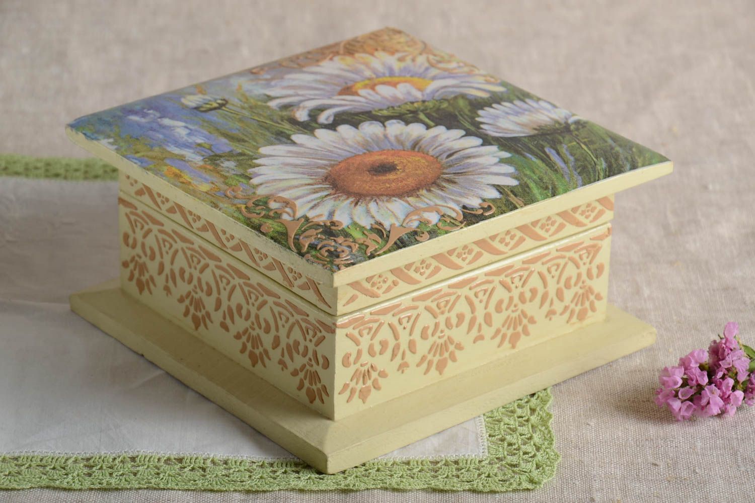 Caja artesanal de madera de decoupage joyero original regalo para mujer foto 1