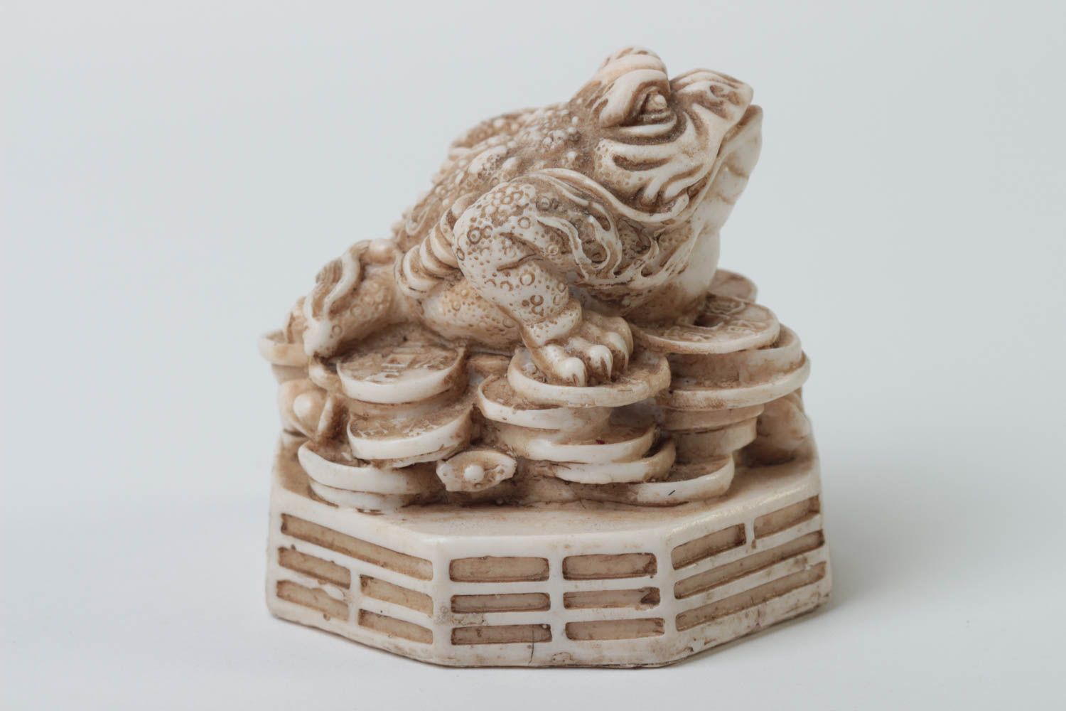 Handmade toad coin figurine designer present polymer resin interior decoration photo 3